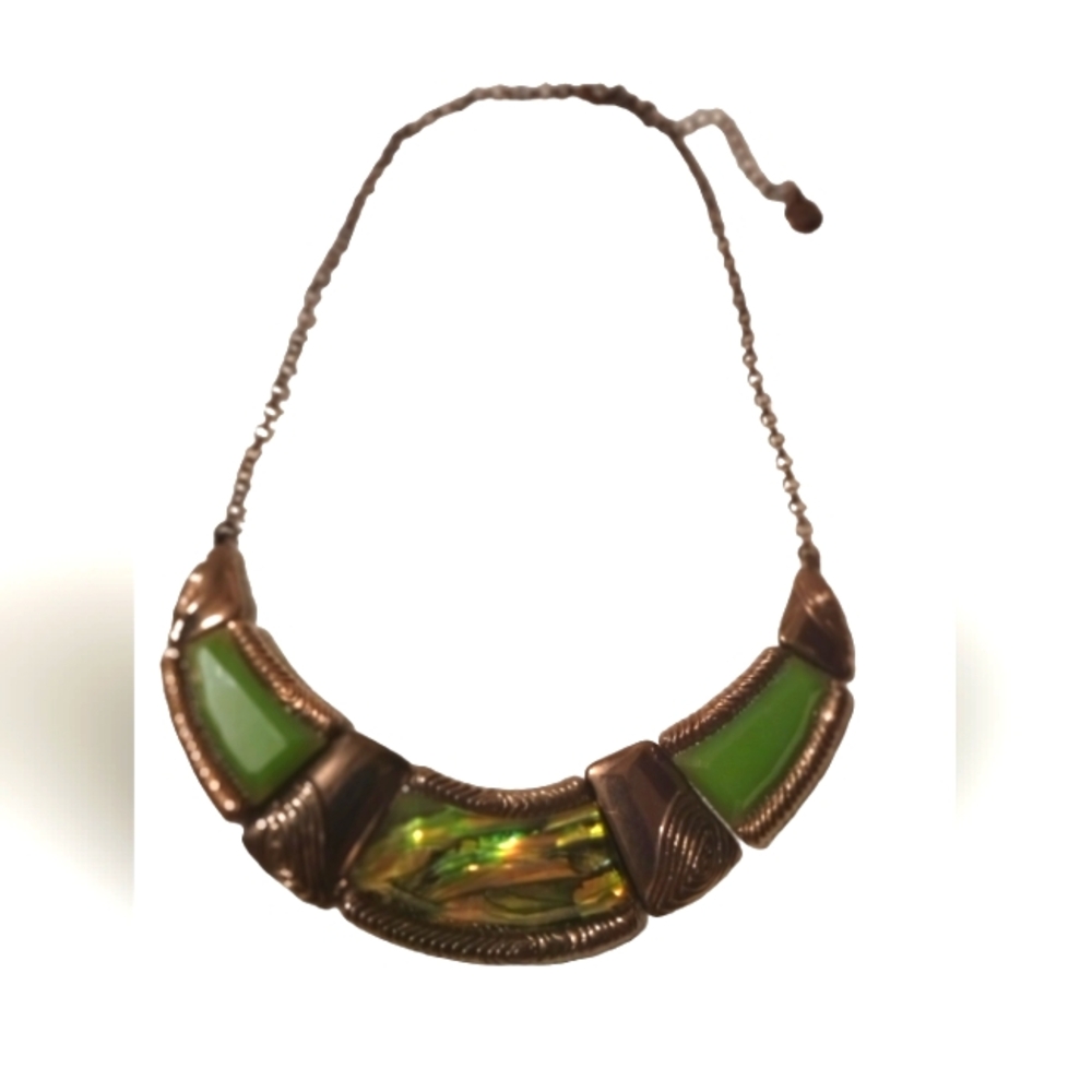 Green ethnic necklace gold tone